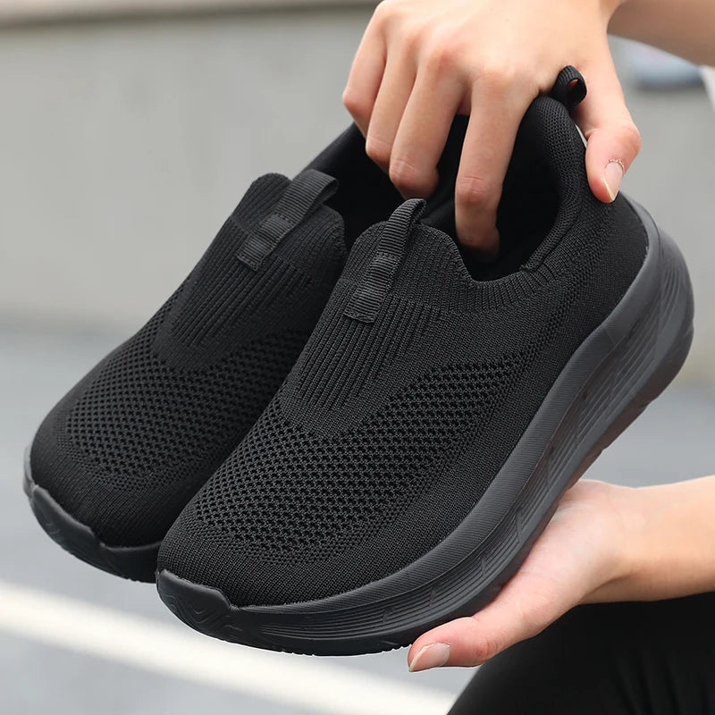 Barefoot Shoe Wide Footed Thick Soled Shoes for Both Men and Women 2026 New Spring Mesh Sports Shoes for Casual Tennis Female