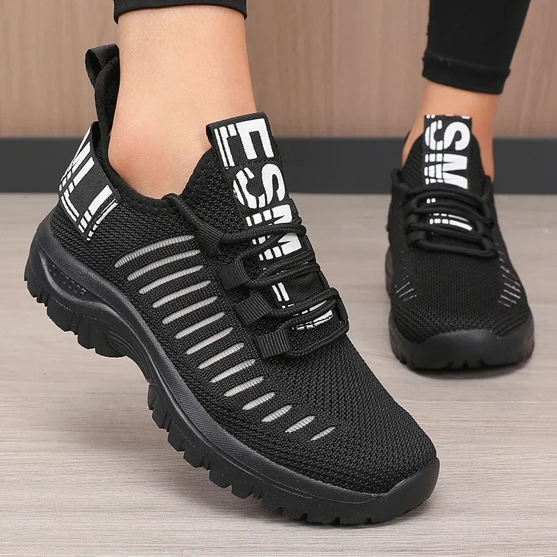 2025 Fashion Mesh Running Shoes Men Women Breathable Lightweight Cushioned Sole Sports Gym Outdoor Training Sneakers Quick Dry